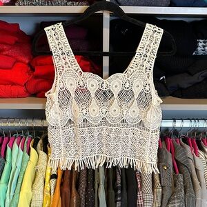 Bear Dance cream sleeveless fringe detail crocheted top size S/M